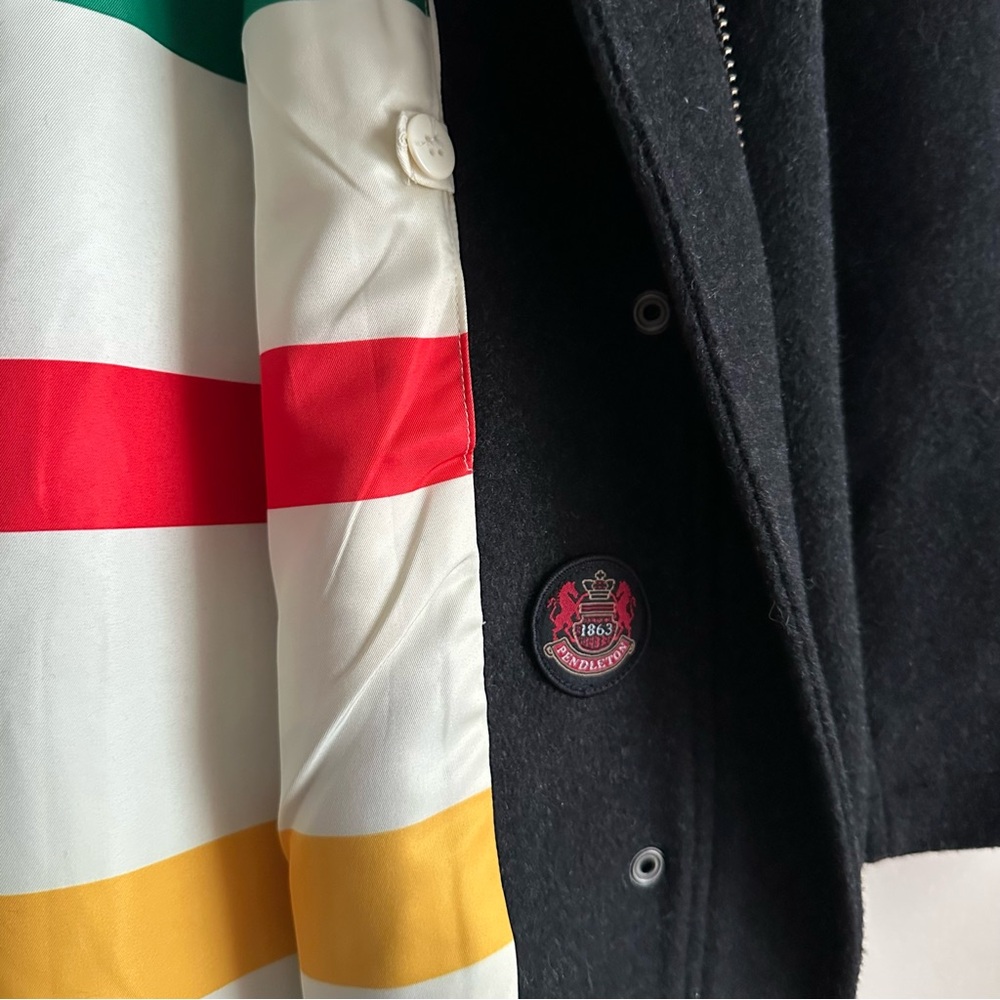 Pendleton • NWOT Water Resistant Cascade Wool Cam… - image 8